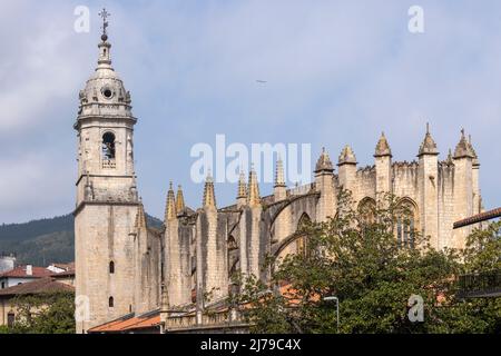 chiesa medievale nella città di vizcaino di lekeitio Foto Stock