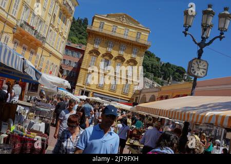 Nizza, Altstadt, Vieux Ville, Cours Saleya // Nizza, Centro storico, Vieux Ville, Cours Saleya Foto Stock