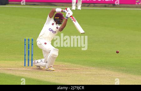 Londra, Regno Unito. 7 maggio 2022. Londra, Regno Unito. Emilio Gay del Northamptonshire batte mentre Surrey prende il Northamptonshire nel campionato della contea al Kia Oval, giorno tre David Rowe/Alamy Live News Foto Stock