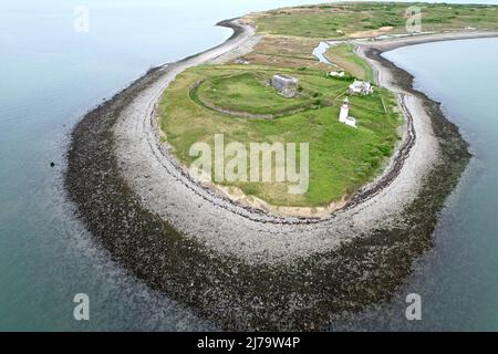 Vista del Forte Napoleonico, l'isola di Scattery, Kilrush, Contea di Clare, Irlanda al largo della riva settentrionale dell'estuario di Shannon si trova l'isola di Scattery Foto Stock