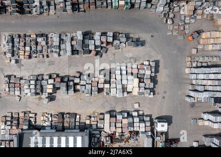 Luogo di stoccaggio industriale dall'alto. Vista aerea. Foto Stock