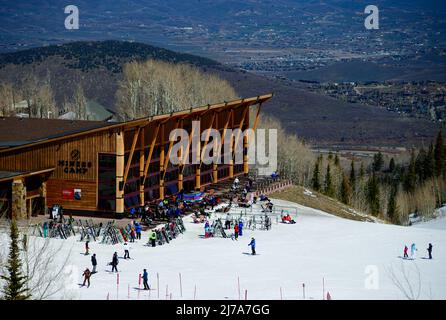 Miners Camp Main Lodge presso la zona sciistica di Park City, Utah nel mese di aprile. Foto Stock