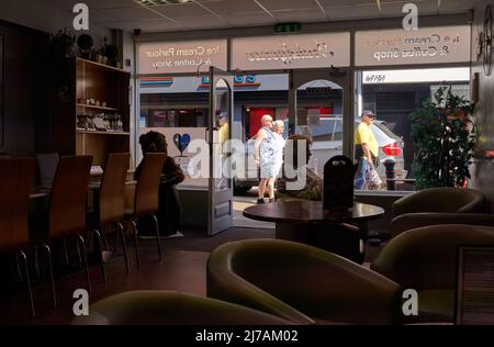 Interno di una caffetteria a Skegness, Regno Unito Foto Stock