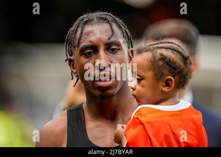 Amari’i Bell (29) di Luton Town dopo la partita del Campionato Sky Bet tra Luton Town e Reading a Kenilworth Road, Luton, Inghilterra, il 7 maggio 2022. Foto di David Horn. Foto Stock