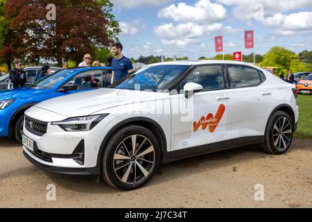 Polestar 2 Pilot Plus EV AWD, in mostra all'evento EV Live tenutosi al Blenheim Palace il 7th maggio 2022 Foto Stock