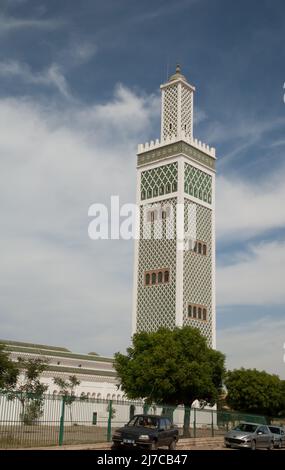 Dakar, 6 gennaio 2009: Minareto della Grande Moschea di Dakar. Senegal. Foto Stock