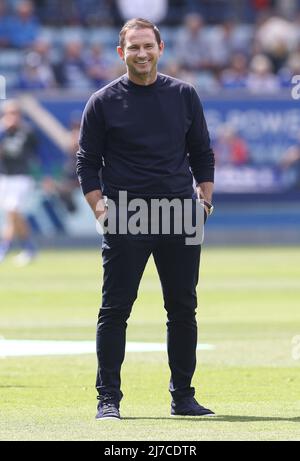 Leicester, Inghilterra, 8th maggio 2022. Frank Lampard, direttore di Everton, si scalda prima della partita della Premier League al King Power Stadium di Leicester. Il credito dovrebbe essere: Darren Staples / Sportimage Foto Stock