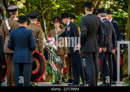 Londra, Regno Unito. 8 maggio 2022. Sua altezza reale Principe Edoardo (nella foto posa della corona) Conte di Wessex, KG, GCVO, CD, ADC, Il Royal Honorary Colonel il Royal Wessex Yeomanry prenderà il saluto domenica 8th maggio 2022 alla Parata annuale e al Servizio dell'associazione combinata dei vecchi compagni di Cavalleria presso il Memoriale di Cavalleria adiacente al Bandstand di Hyde Park. Credit: Guy Bell/Alamy Live News Foto Stock