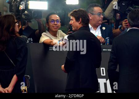 CITTÀ DEL MESSICO, MESSICO - MAGGIO 06: Tom Cruise partecipa alla Premiere del Messico di 'Top Gun: Maverick'. (Foto di Francisco Morales/DAMMPHOTO) Foto Stock