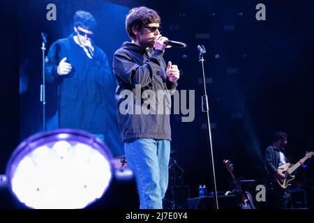 Mantova, Italia. 08 maggio 2022. La foto mostra la cantante italiana Gazzelle durante gli spettacoli al Grana Padano Arena Credit: Roberto Tommasini/Alamy Live News Foto Stock