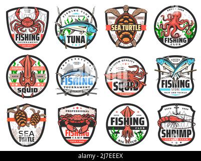 Fishing sport vettoriali badge con icone isolate di pesce, frutti di mare, pescatore affrontare, barche da pesca e rete. Tonno, marlin, granchi e calamari, gamberetti, polpi, tartarughe marine e gamberi, emblema del club di pescatori Illustrazione Vettoriale