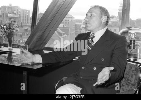 Mel Brooks. Regista e attore americano. Nell'immagine 1974 durante una conferenza stampa durante una visita in Svezia. Foto Stock