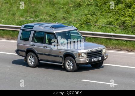 2003 oro Land Rover Discovery Td5 Gs 138 diesel hardtop Foto Stock