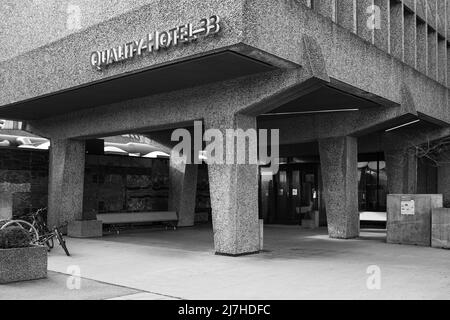 Il famoso architetto norvegese Erling Viksjø ha progettato questo edificio a Økern, Oslo, come sede principale di Standard Telefon og Kabelfabrikk. Foto Stock