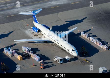 Velivolo Everts Air Cargo McDonnell Douglas MD-82. Trasporto merci con Everts Cargo MD-82, anche noto come MD-82F da MD-80. N961CE aeroplano. Foto Stock