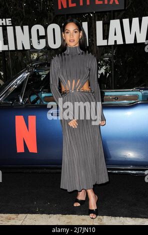 Los Angeles, California. 9th maggio 2022. Adria Arjona agli arrivi per L'AVVOCATO LINCOLN Series Premiere, The London West Hollywood, Los Angeles, CA 9 maggio 2022. Credit: Elizabeth Goodenough/Everett Collection/Alamy Live News Foto Stock