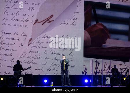 Verona, Italia. 09th maggio 2022. Francesco 'Kekko' Silvestre - Moda durante il moda' - Buona Fortuna Tour, Concerto di Musica a Verona, Italia, Maggio 09 2022 Credit: Agenzia fotografica indipendente/Alamy Live News Foto Stock