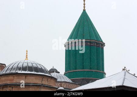 La cupola verde della Tomba Rumi a Konya Foto Stock