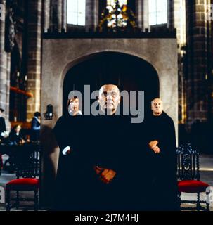 Martin Luther, deutscher Fernsehfilm in zwei Teilen über die wichtigsten Lebensstationen des Reformators, Deutschland, 1983, Teil 1, Szene: LAMBERT HAMEL. Martin Luther, film televisivo tedesco in due parti sulle fasi più importanti della vita del riformatore, Germania, 1983, parte 1, scena: LAMBERT HAMEL as Luther Foto Stock