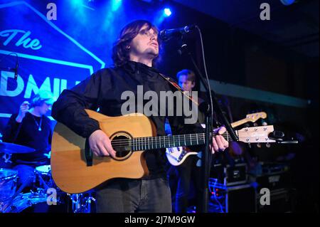 Jamie Webster si esibisce dal vivo sul palco al Leadmill di Sheffield. (Foto di Robin Burns / SOPA Images/Sipa USA) Foto Stock