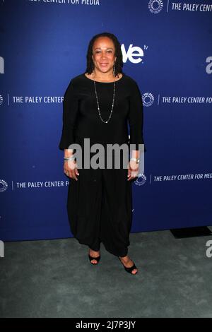 LOS ANGELES - GIU 19: S. Epata Merkerson al 'on the Beat: The Evolution of the Crime Drama Heroine' al Paley Center for Media il 19 giugno 2014 a Beverly Hills, CA Foto Stock