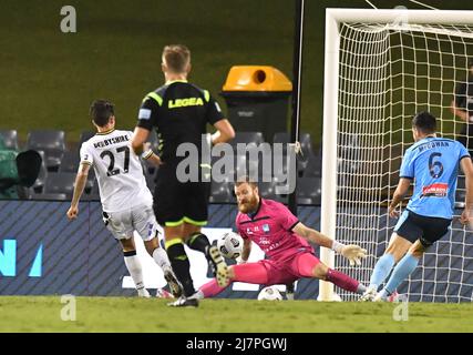 Regnando i campioni di ALeague il Sydney FC ha battuto i Macarthur Bulls dal 3 al 0 dopo un'enorme tempesta ha portato ad un ritardo di oltre 30 minuti con: Andrew Redmayne, Mark Derbyshire dove: Sydney, Australia quando: 30 Gen 2021 credito: WENN.com Foto Stock