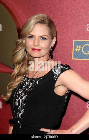 LOS ANGELES - MAR 1: Jennifer Morrison al QVC 5th annuale Red Carpet Style Event al Four Seasons Hotel il 1 marzo 2014 a Beverly Hills, CA Foto Stock