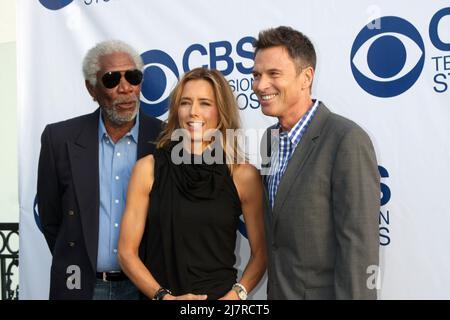 LOS ANGELES - MAGGIO 19: Morgan Freeman, Tea Leoni, Tim Daly al CBS Summer Soiree al London Hotel il 19 Maggio 2014 a West Hollywood, CA Foto Stock