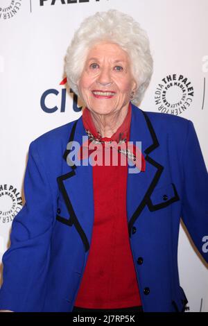 LOS ANGELES - SET 15: Charlotte Rae al PaleyFest 2014 Fall - 'Facts of Life' 35th Anniv Reunion al Paley Center for Media il 15 settembre 2014 a Beverly Hills, CA Foto Stock