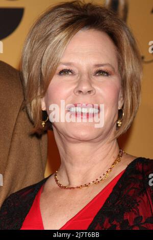 LOS ANGELES - DEC 10: JoBeth Williams al 21st Annual Screen Actors Guild Awards Nominations Announcement al Pacific Design Center il 10 dicembre 2014 a West Hollywood, CA Foto Stock