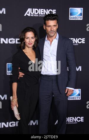 ILOs ANGELES - Oct 1: Wendy Moniz, Frank Grillo alla prima 'Kingdom' di Muscle Beach il 1 ottobre 2014 a Venezia, California Foto Stock