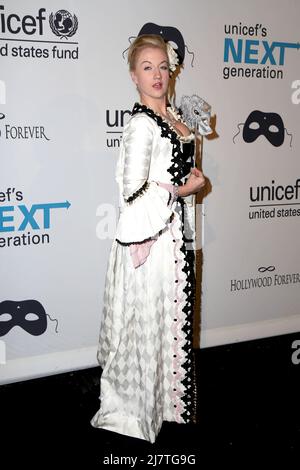 LOS ANGELES - Oct 30: Laura Linda Bradley al ballo annuale di Masquerade UNICEF 2nd all'Hollywood Forever il 30 ottobre 2014 a Los Angeles, CA Foto Stock