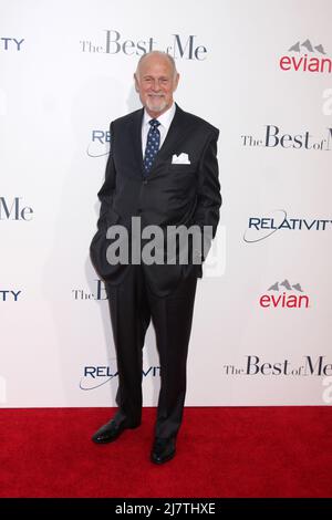 LOS ANGELES - Oct 7: Gerald McRaney al 'The Best of Me' LA Premiere al Regal 14 Theatres il 7 ottobre 2014 a Los Angeles, CA Foto Stock