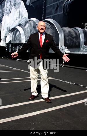 LOS ANGELES - Oct 23: Mel Brooks al Mel Brooks Street Dedication e Young Frankenstein Mural Presentation al 20th Century Fox Lot il 23 ottobre 2014 a Century City, CA Foto Stock