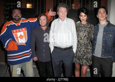 LOS ANGELES - SETTEMBRE 16: Kevin Smith, Haley Joel Osment, Michael Parks, Genesis Rodriguez, Justin Long alla 'Tusk' Los Angeles Premiere al Vista Theatre il 16 Settembre 2014 a Los Angeles, CA Foto Stock