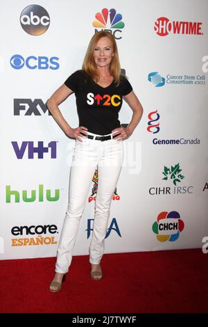 LOS ANGELES - SET 5: Marg Helgenberger allo Stand Up 2 Cancer Telecast Arrivals al Dolby Theatre il 5 settembre 2014 a Los Angeles, CA Foto Stock