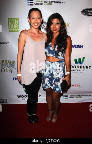 LOS ANGELES - SET 6: Nicole Bilderback, Tiffany Panhilason al 'Mercenaries' Premiere - Burbank International FIM Festival all'AMC 6 il 6 settembre 2014 a Burbank, CA Foto Stock