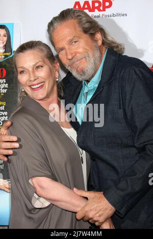 LOS ANGELES - AGO 1: Susan Bridges, Jeff Bridges presso l'AARP Luncheon IHO Jeff Bridges allo Spago il 1 agosto 2014 a Beverly Hills, CA Foto Stock