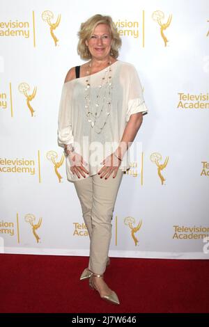 LOS ANGELES - AGO 22: Jayne Atkinson alla ricezione del gruppo di pari dei produttori della Television Academy al London Hotel il 22 agosto 2014 a West Hollywood, CA Foto Stock