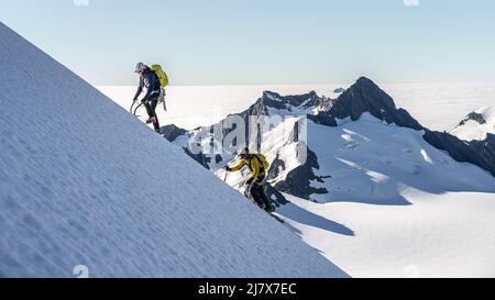 Arrampicatore sulla cresta sud-occidentale del monte aspirante Foto Stock