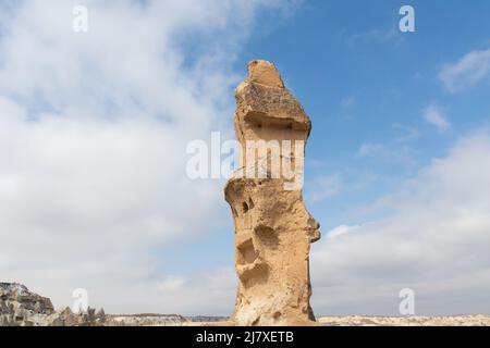 Case in grotta in coni colline di sabbia. Foto Stock