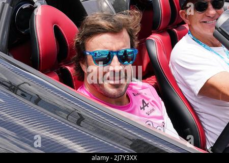 Autodromo Internazionale di Miami, Miami, Stati Uniti il 8 maggio 2022 Fernando Alonso 14 (SPA), Alpine A522 Portrait drivers sfilano durante il Gran PREMIO DI MIAMI F1 - FORMULA 1 CRYPTO.COM 2022, Eleanor Hoad Foto Stock