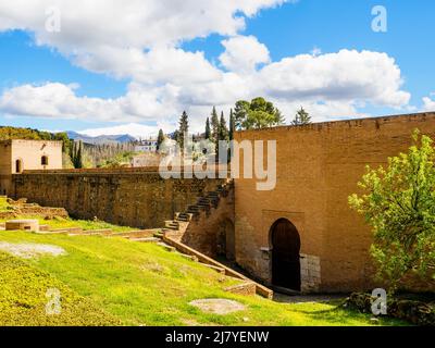 Puerta de los siete suelos (porta dei sette piani) nel complesso dell'Alhambra - Granada, Spagna Foto Stock