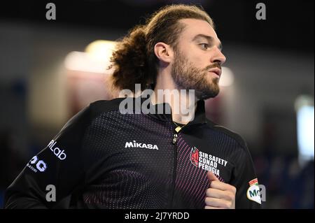 Civitanova Marche, Italia. 11th maggio 2022. Kamil Rychlicki #8 (Sir Safety Conad Perugia) durante il Play Off - Cucine Lube Civitanova vs Sir Safety Conad Perugia, Pallavolo Serie Italiana A Men Superleague Championship in Civitanova Marche, Italy, May 11 2022 Credit: Independent Photo Agency/Alamy Live News Foto Stock