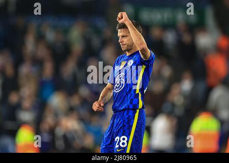 Cesar Azpilicueta #28 di Chelsea applaude gli appassionati di viaggio Foto Stock