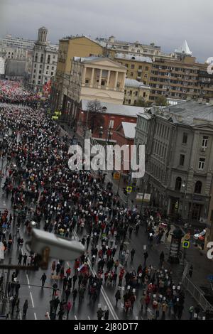 Foto del 'reggimento eterno', che memorizza i caduti durante la seconda guerra mondiale (Grande Guerra Patriottica) il giorno della Vittoria il 9 maggio a Mosca, Russia Foto Stock