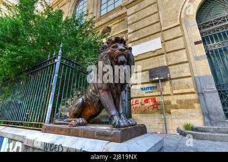 Napoli, Campania, Italia - 16 agosto 2021: Accademia di Belle Arti nell'ex convento di San Giovanni Battista delle Monache in Via Santa Maria di Cos Foto Stock