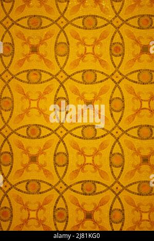 Piastrelle a pareti geometricamente modellate in design islamico, Qasr al Watan, il palazzo presidenziale degli Emirati Arabi Uniti, Abu Dhabi, Emirati Arabi Uniti Foto Stock