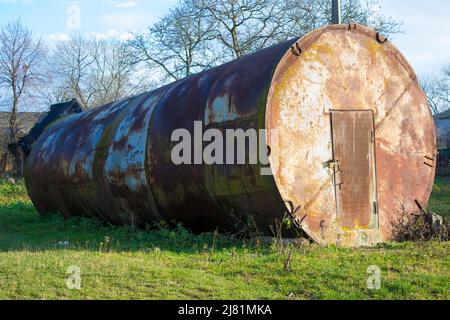 grande cilindro in metallo Foto Stock