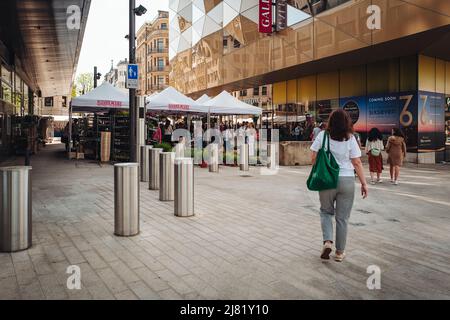 Lussemburgo, maggio 2022: Shopping nel centro della città Foto Stock